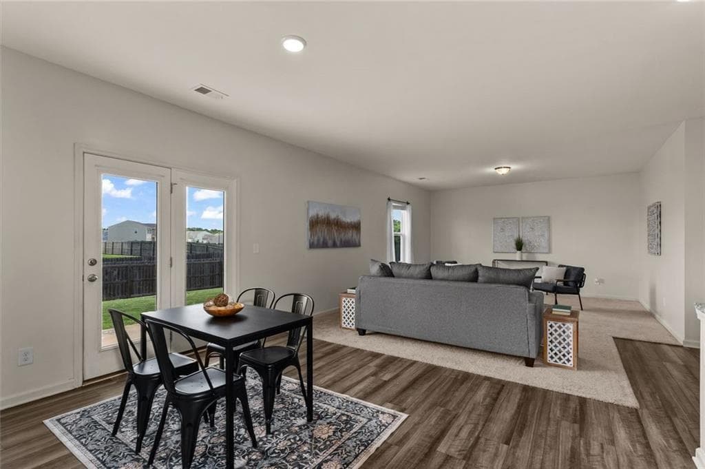 3 bedroom, 2 bathroom, 1,813 sq ft single family residence for sale at 233 San Marino Way, Cartersville, GA 30120 — photo 9