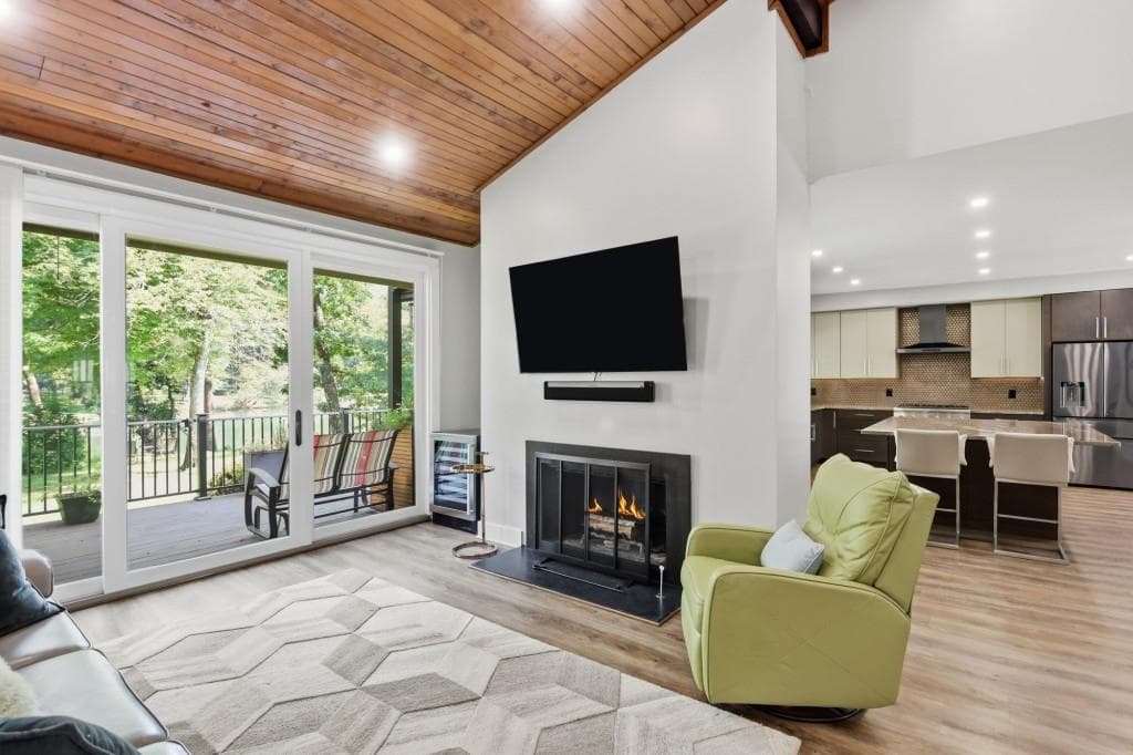 4 bedroom, 3 bathroom, 3,087 sq ft townhouse under contract at 3998 Columns Drive, Marietta, GA 30067 — photo 6