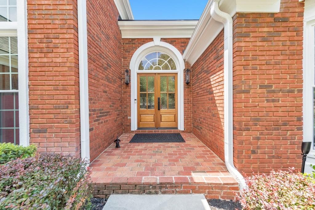 4 bedroom, 4 bathroom single family residence under contract at 1311 Pembridge Way, Kennesaw, GA 30152 — photo 7