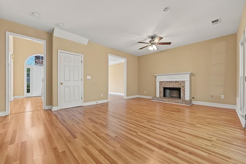 4 bedroom, 3 bathroom, 2,422 sq ft single family residence for sale at 2875 Montview Drive, Marietta, GA 30060 — photo 8