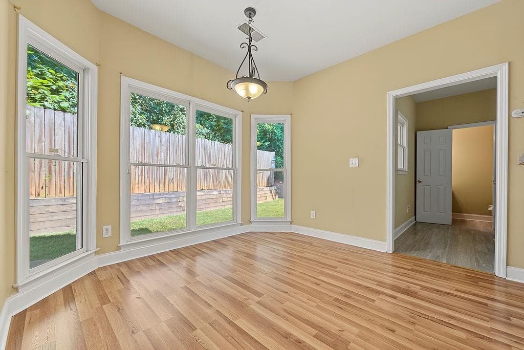 4 bedroom, 3 bathroom, 2,422 sq ft single family residence for sale at 2875 Montview Drive, Marietta, GA 30060 — photo 10