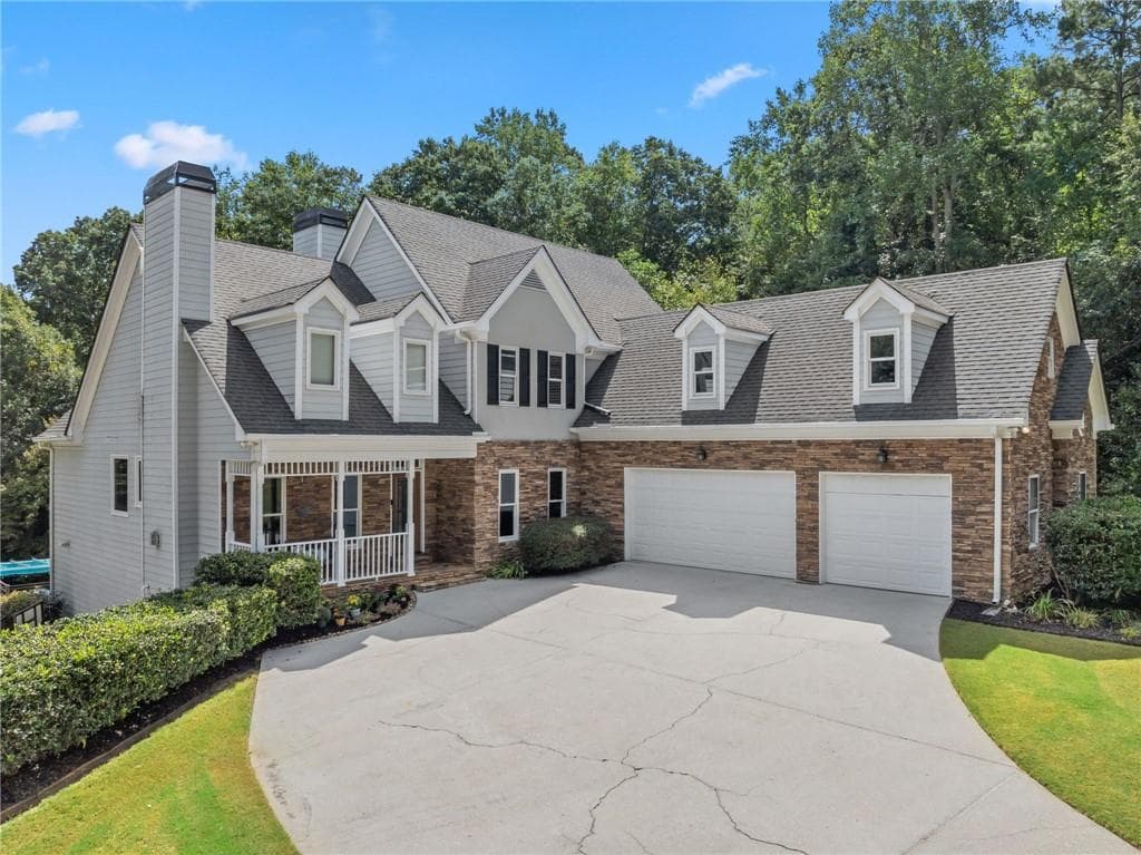 6 bedroom, 5 bathroom, 4,739 sq ft single family residence for sale at 1522 Gracebrook Drive, Lawrenceville, GA 30045 — photo 2