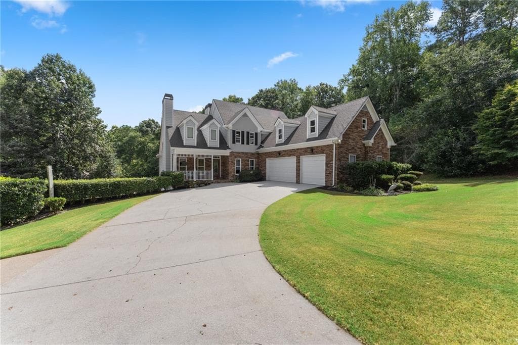 6 bedroom, 5 bathroom, 4,739 sq ft single family residence for sale at 1522 Gracebrook Drive, Lawrenceville, GA 30045 — photo 7