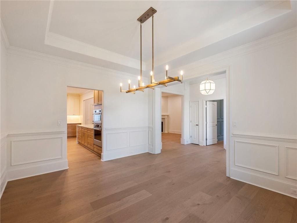 8 bedroom, 4 bathroom, 5,046 sq ft single family residence under contract at 1494 Scarlet Court, Kennesaw, GA 30144 — photo 5