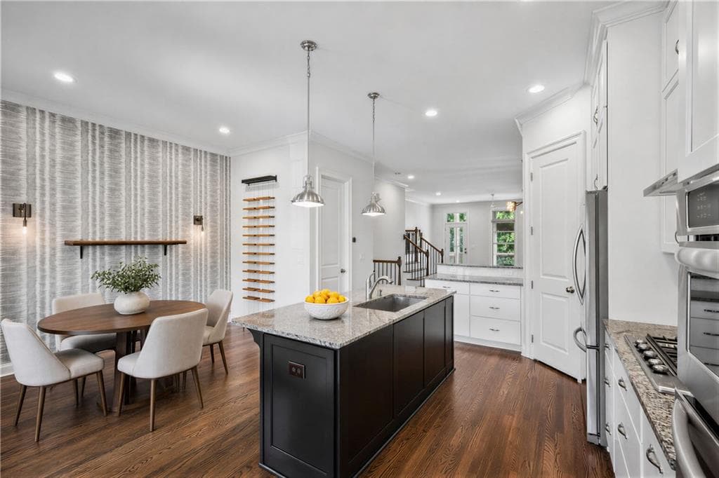 3 bedroom, 4 bathroom, 2,142 sq ft townhouse for rent at 323 Patterson Way, Atlanta, GA 30312 for $5,200 a month — photo 4
