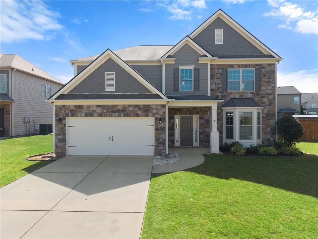 4 bedroom, 3 bathroom, 2,986 sq ft single family residence under contract at 3810 Corbell Court, Cumming, GA 30040
