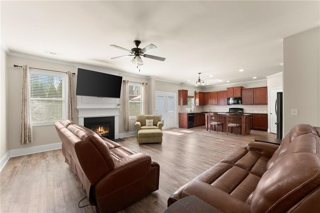 4 bedroom, 3 bathroom, 2,986 sq ft single family residence under contract at 3810 Corbell Court, Cumming, GA 30040 — photo 7