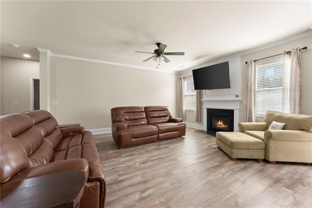 4 bedroom, 3 bathroom, 2,986 sq ft single family residence under contract at 3810 Corbell Court, Cumming, GA 30040 — photo 8
