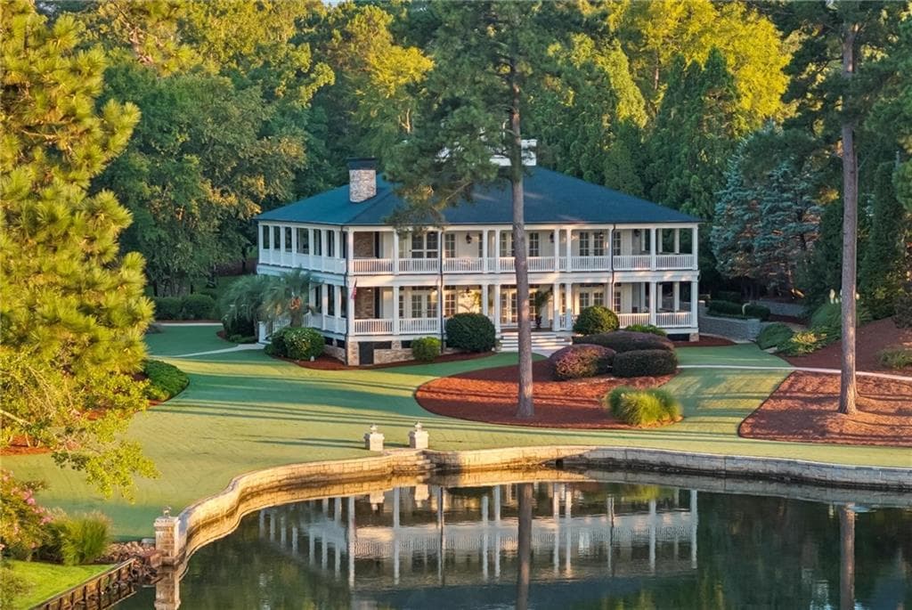 7 bedroom, 9 bathroom, 7,609 sq ft single family residence for sale at 1581 Lighthouse Circle, Greensboro, GA 30642 — photo 3
