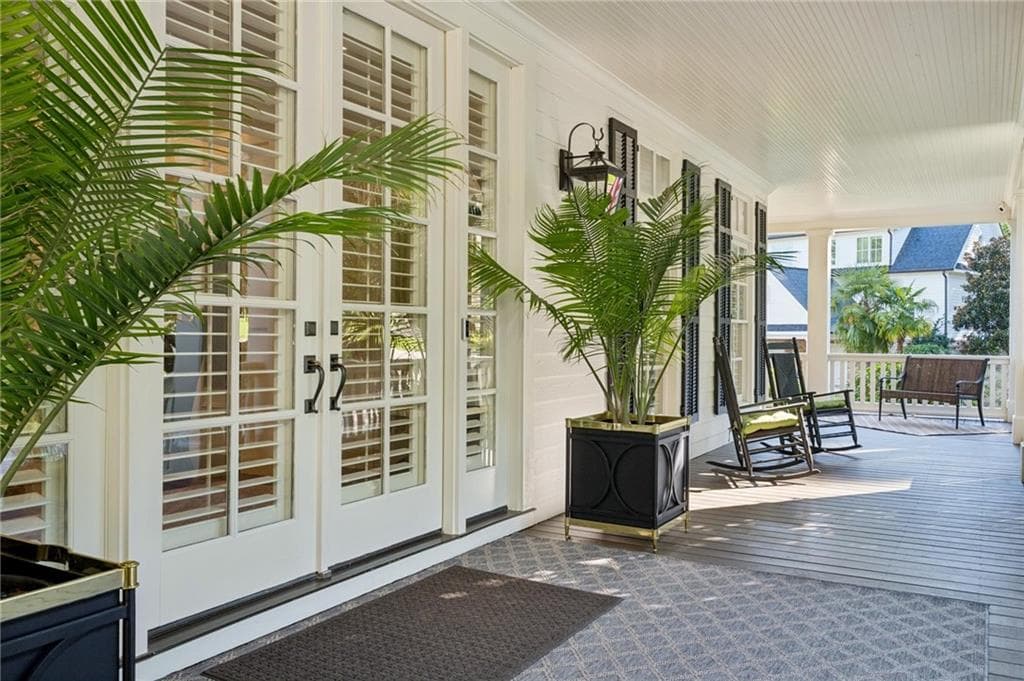 7 bedroom, 9 bathroom, 7,609 sq ft single family residence for sale at 1581 Lighthouse Circle, Greensboro, GA 30642 — photo 6