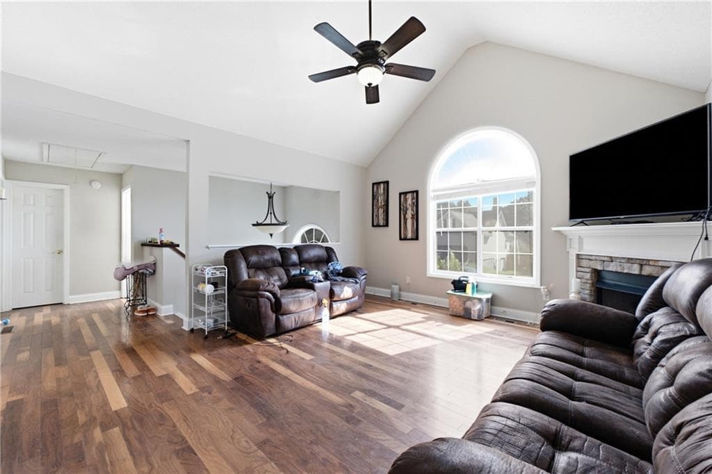3 bedroom, 2 bathroom, 1,383 sq ft single family residence for sale at 104 Twin Oaks Drive, Calhoun, GA 30701 — photo 8