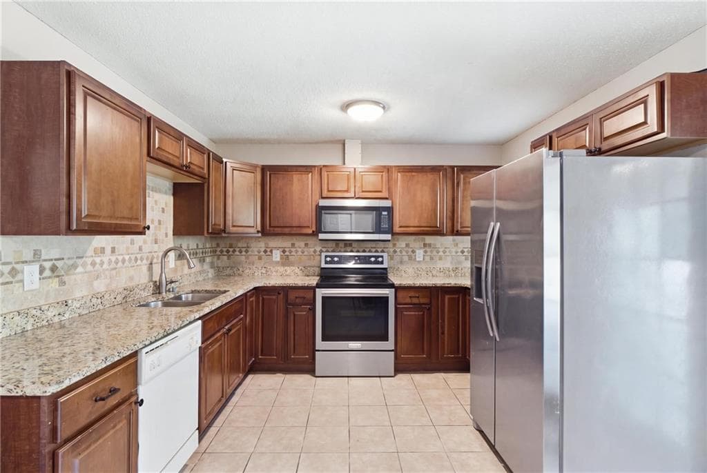 3 bedroom, 2 bathroom, 1,383 sq ft single family residence for sale at 104 Twin Oaks Drive, Calhoun, GA 30701 — photo 10
