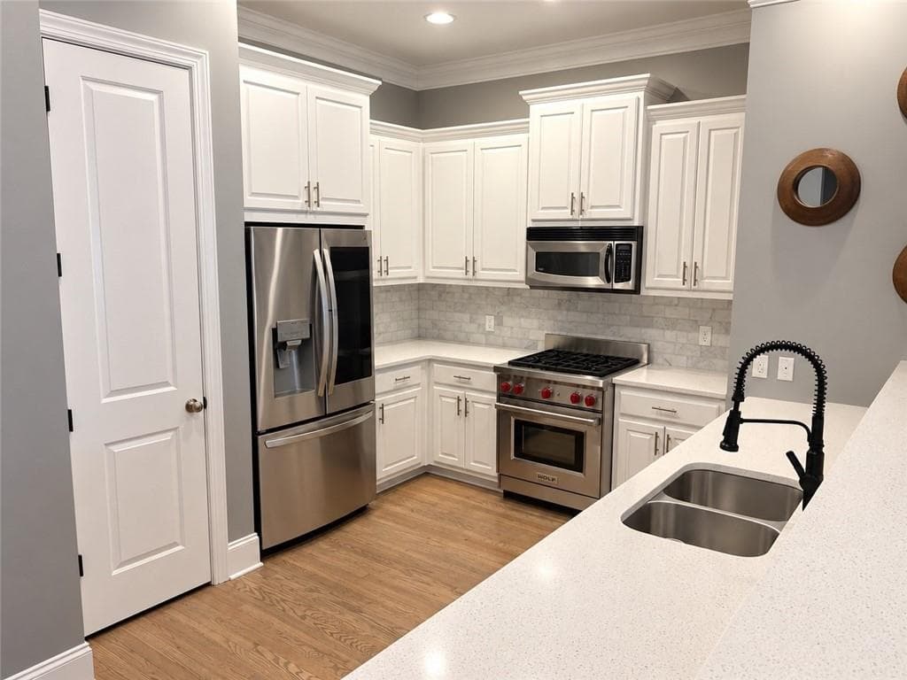 3 bedroom, 4 bathroom, 2,531 sq ft townhouse for rent at 3170 Neal Court, Cumming, GA 30041 for $3,450 a month — photo 3