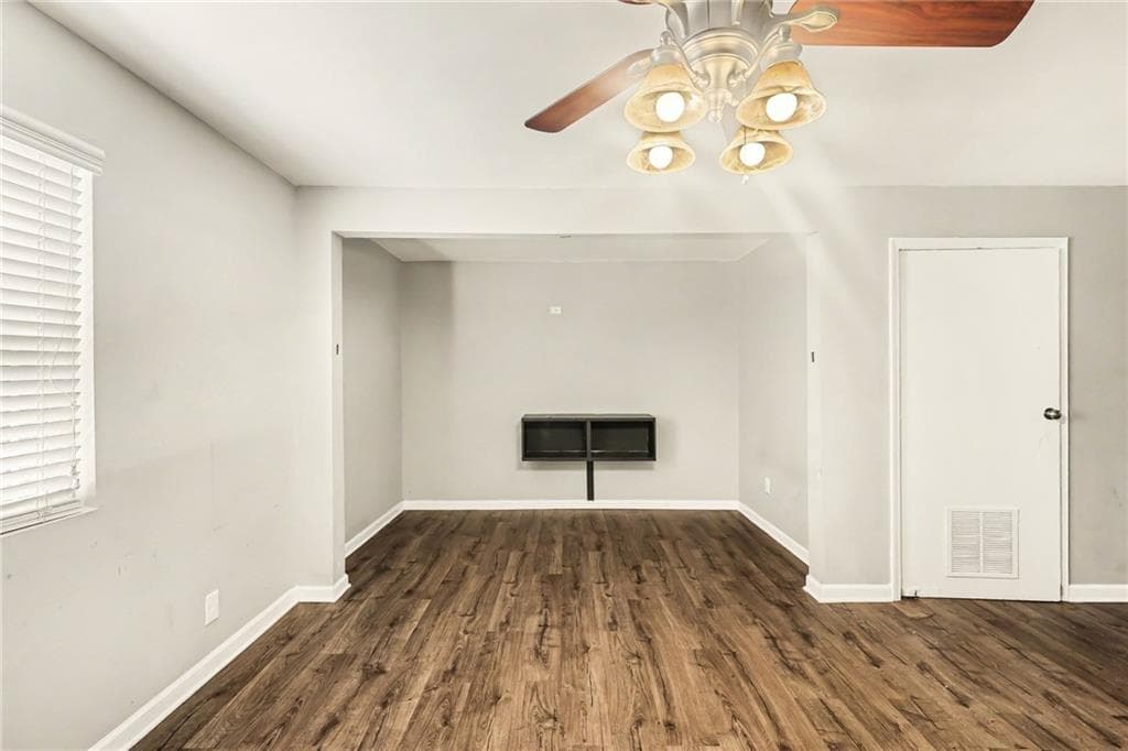 4 bedroom, 2 bathroom, 2,102 sq ft single family residence for sale at 3898 Panthersville Road, Ellenwood, GA 30294 — photo 10