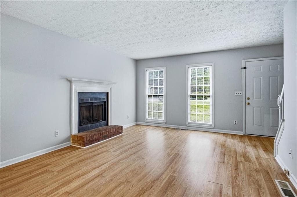 2 bedroom, 3 bathroom, 6,831 sq ft quadruplex for rent at 1337 Sweet Pine Drive, Norcross, GA 30093 for $1,600 a month — photo 6