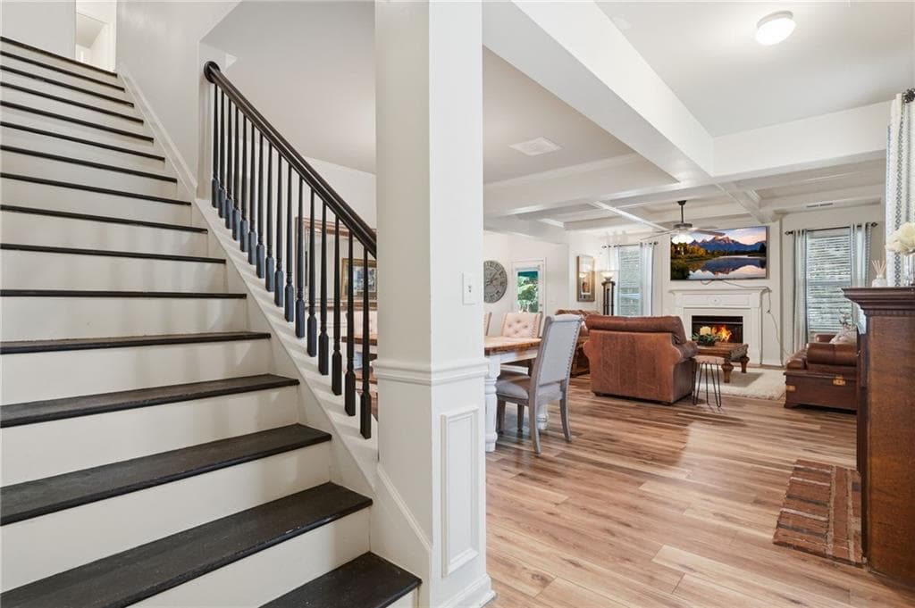 4 bedroom, 3 bathroom, 2,489 sq ft single family residence for sale at 4845 Waterbrooke Crossing, Alpharetta, GA 30004 — photo 9