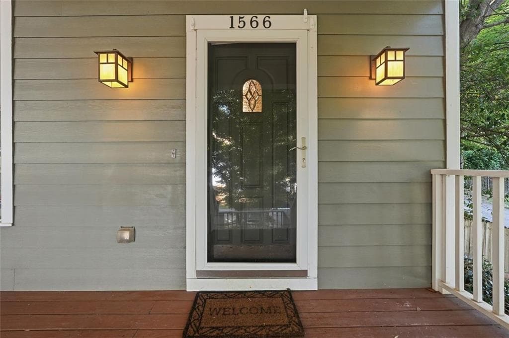 3 bedroom, 3 bathroom, 1,834 sq ft single family residence for sale at 1566 Conway Road, Decatur, GA 30032 — photo 2