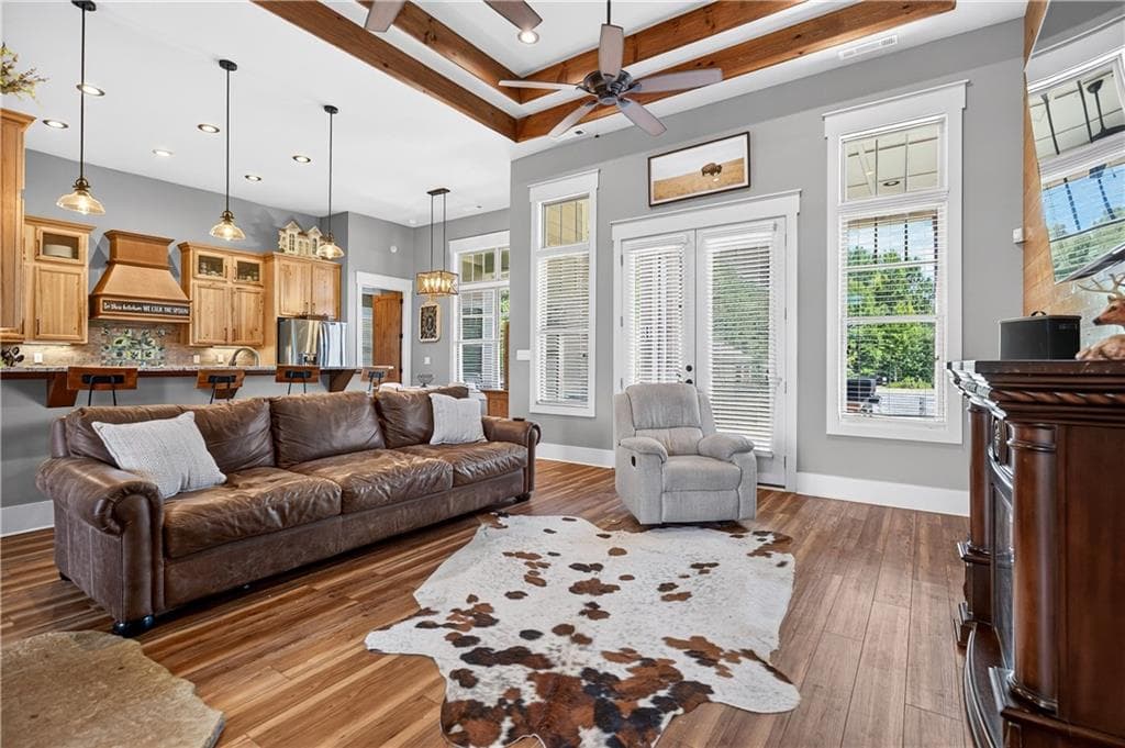 4 bedroom, 3 bathroom, 2,939 sq ft single family residence under contract at 649 Clover Drive, Social Circle, GA 30025 — photo 4