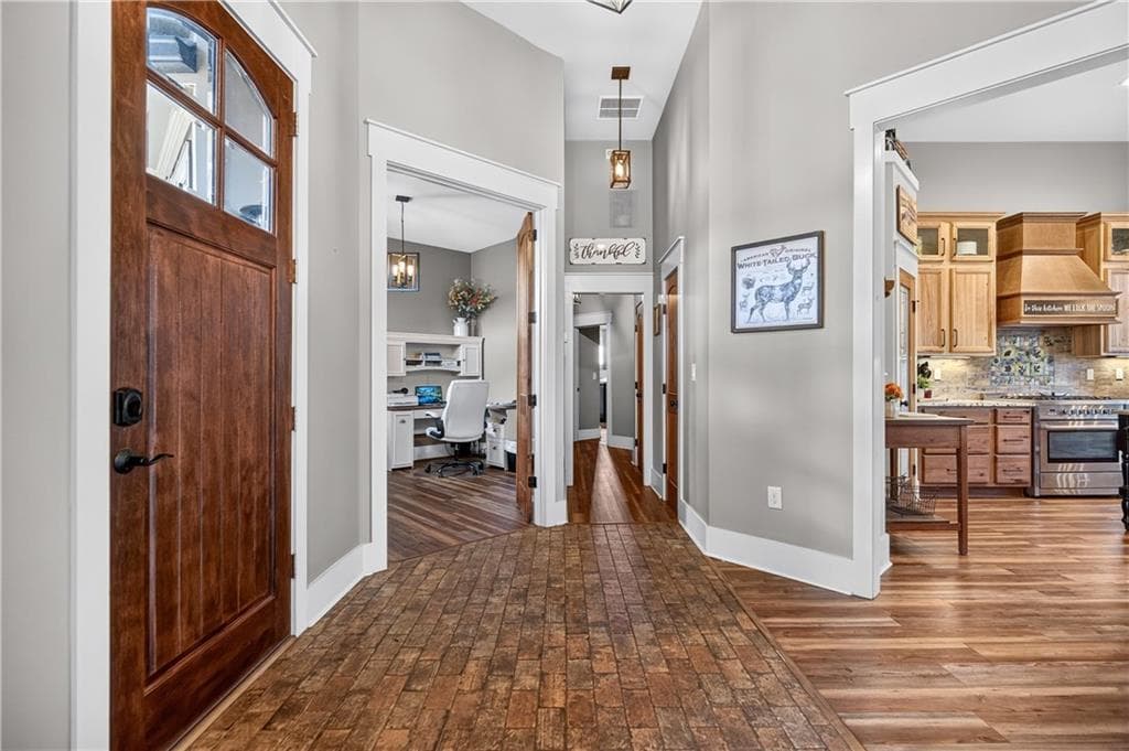 4 bedroom, 3 bathroom, 2,939 sq ft single family residence under contract at 649 Clover Drive, Social Circle, GA 30025 — photo 10