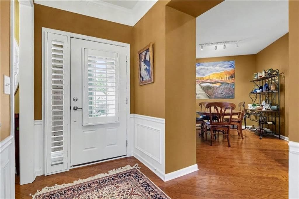 3 bedroom, 3 bathroom, 3,704 sq ft single family residence for sale at 6667 Fawn Meadow Lane, Hoschton, GA 30548 — photo 4