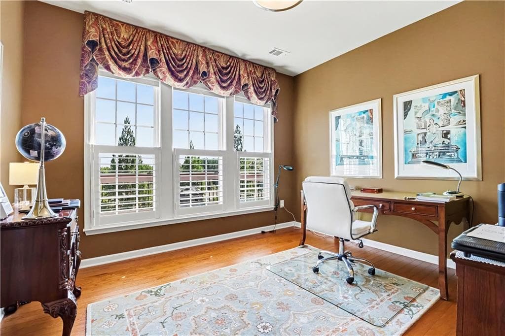 3 bedroom, 3 bathroom, 3,704 sq ft single family residence for sale at 6667 Fawn Meadow Lane, Hoschton, GA 30548 — photo 6