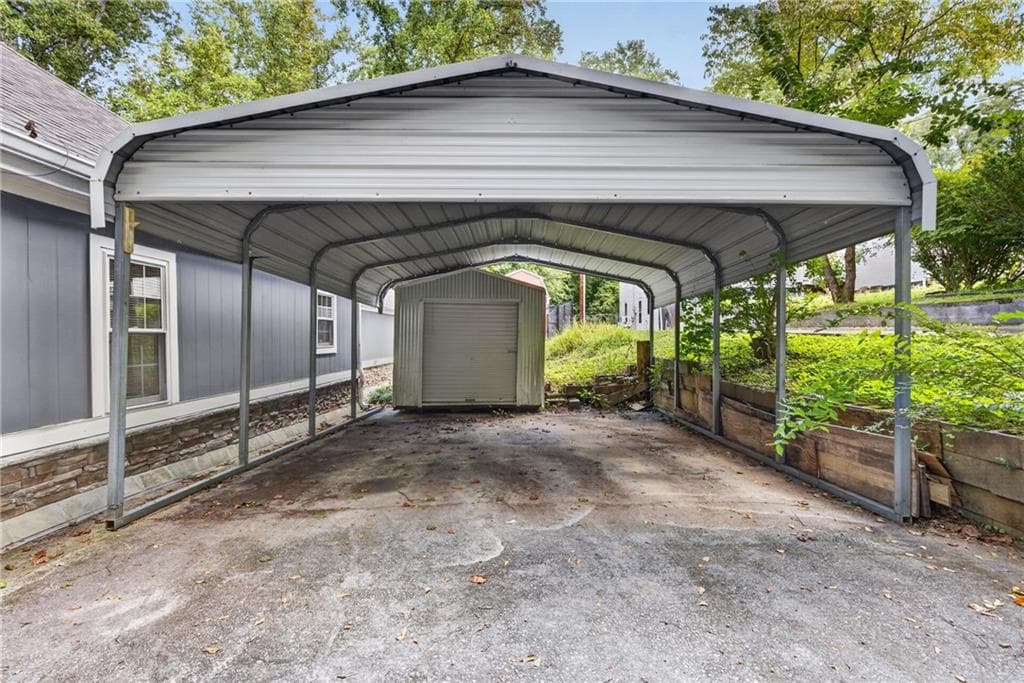 3 bedroom, 2 bathroom, 1,362 sq ft single family residence for sale at 89 Silas King Street, Buford, GA 30518 — photo 3