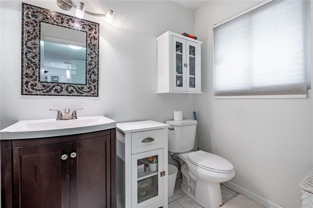 1 bedroom, 2 bathroom, 961 sq ft condominium under contract at 66 Middleton Court, Smyrna, GA 30080 — photo 4