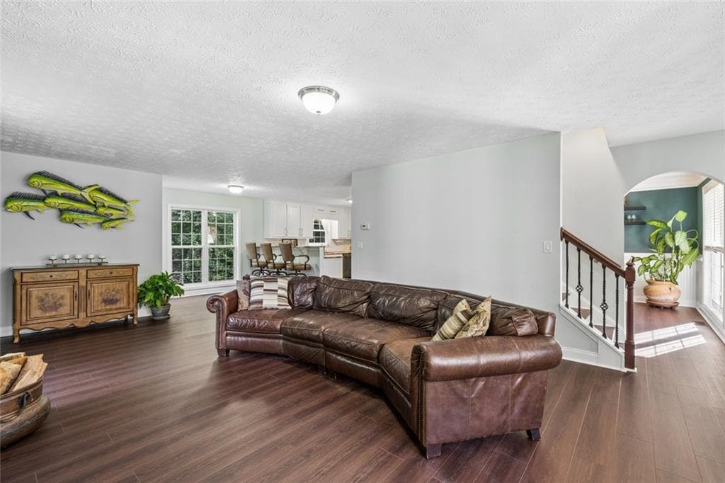 5 bedroom, 4 bathroom, 3,182 sq ft single family residence for sale at 3160 Gem Ives Court, Buford, GA 30519 — photo 5