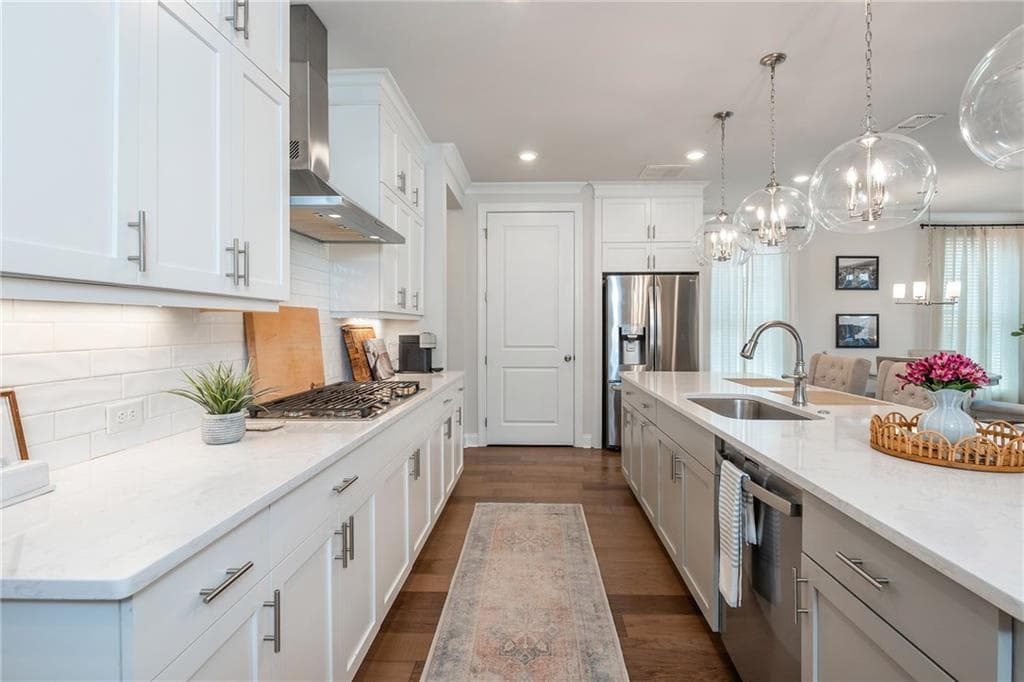 3 bedroom, 3 bathroom, 2,092 sq ft townhouse for sale at 5054 Sealy Circle, Peachtree Corners, GA 30092 — photo 9