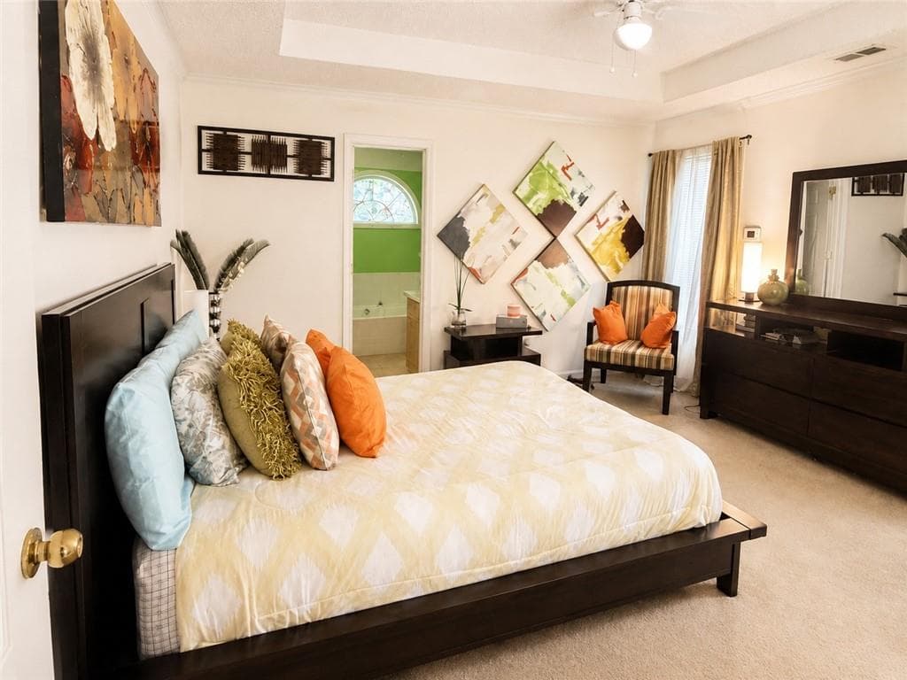 3 bedroom, 5 bathroom, 1,444 sq ft single family residence for sale at 10200 Commons Crossing, Jonesboro, GA 30238 — photo 8