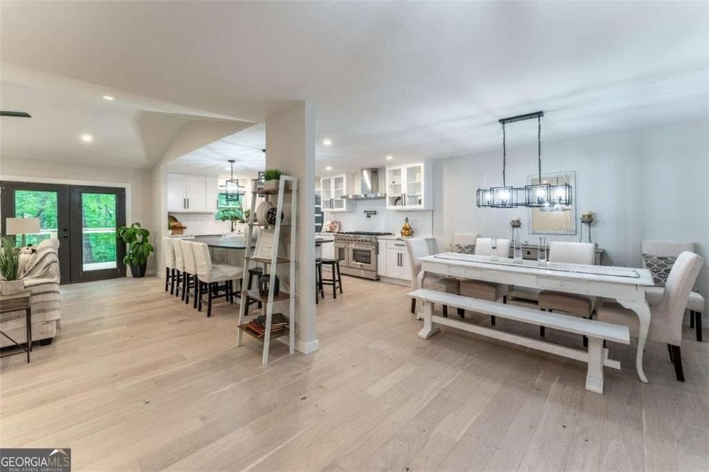 5 bedroom, 5 bathroom, 4,216 sq ft single family residence for sale at 3875 Grizzard Trail, Peachtree Corners, GA 30092 — photo 9