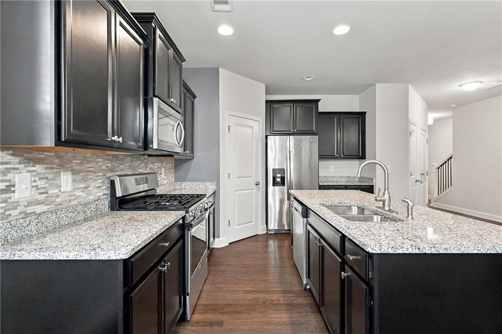3 bedroom, 3 bathroom, 1,796 sq ft townhouse for sale at 5433 Cascade Ridge, Atlanta, GA 30336 — photo 9