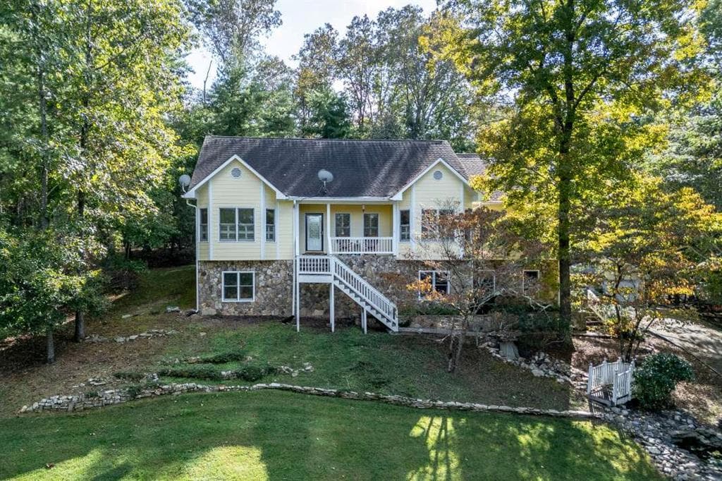 3 bedroom, 3 bathroom, 3,532 sq ft single family residence for sale at 409 Owensby Mill Drive, Ellijay, GA 30536 — photo 2