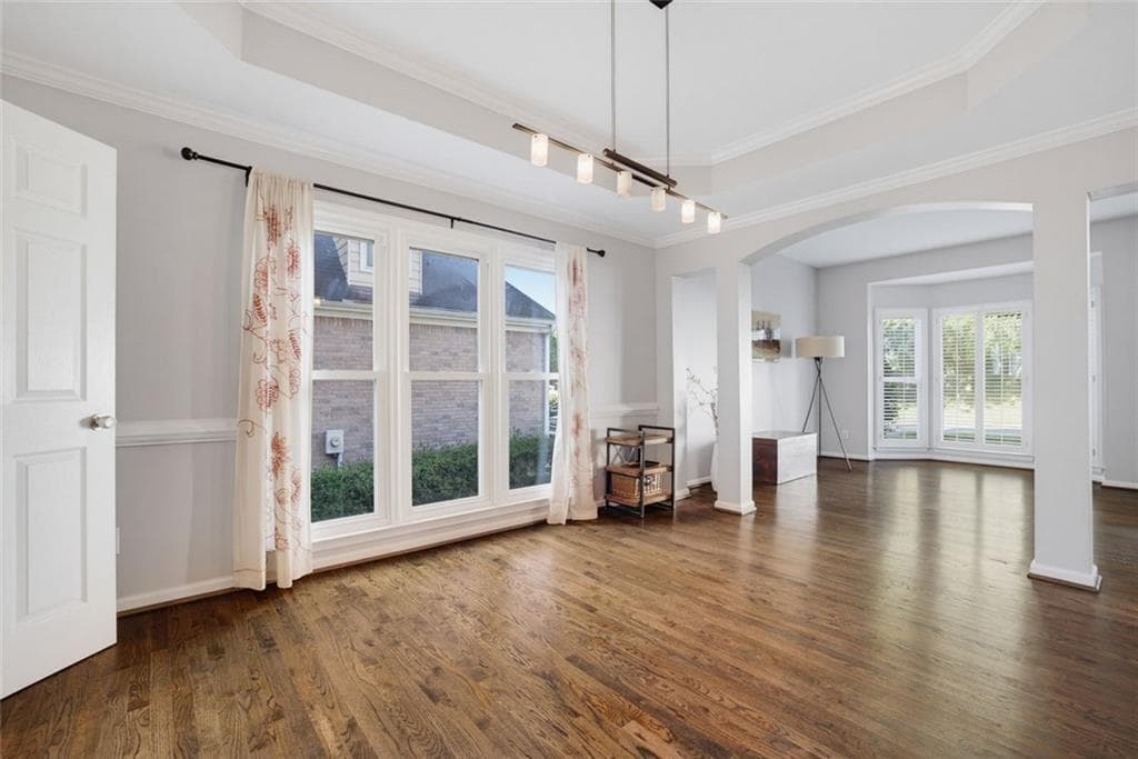 5 bedroom, 4 bathroom, 3,640 sq ft single family residence under contract at 4535 Village Springs Run, Atlanta, GA 30338 — photo 6