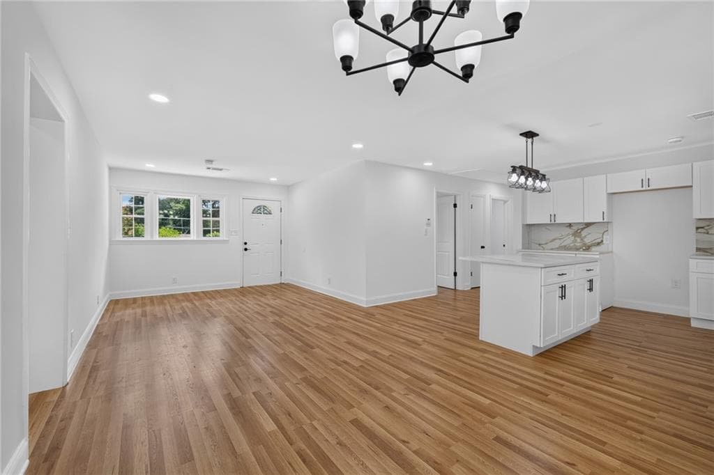 3 bedroom, 3 bathroom, 1,665 sq ft single family residence for sale at 3226 Bobolink Drive, Decatur, GA 30032 — photo 8