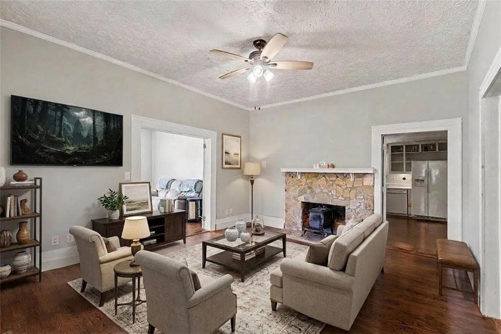 2 bedroom, 1 bathroom, 1,484 sq ft single family residence for sale at 44 E Johnson Street, Temple, GA 30179 — photo 9
