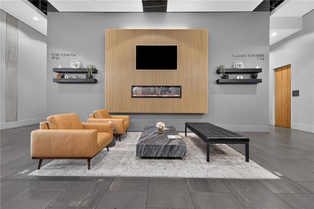 2 bedroom, 2 bathroom, 1,045 sq ft condominium for sale at 361 17th Street 1022, Atlanta, GA 30363 — photo 6