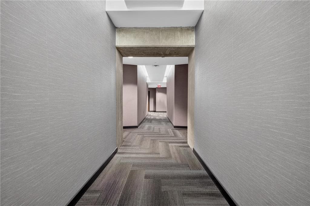 2 bedroom, 2 bathroom, 1,045 sq ft condominium for sale at 361 17th Street 1022, Atlanta, GA 30363 — photo 10
