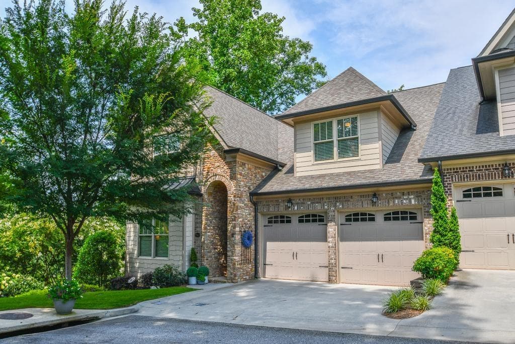 4 bedroom, 5 bathroom, 4,381 sq ft condominium for sale at 965 Candler Street 26, Gainesville, GA 30501