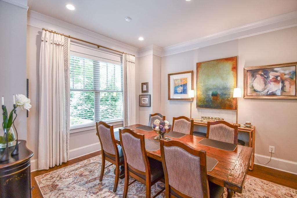 4 bedroom, 5 bathroom, 4,381 sq ft condominium for sale at 965 Candler Street 26, Gainesville, GA 30501 — photo 4