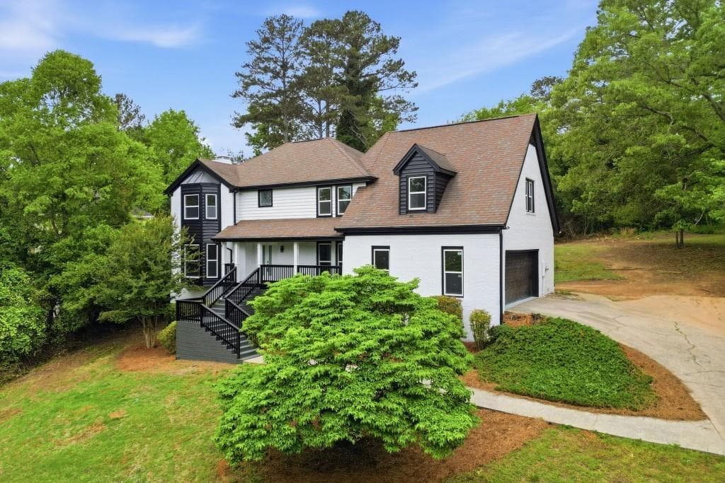 4 bedroom, 3 bathroom, 4,916 sq ft single family residence for sale at 4661 Calleigh, Snellville, GA 30039 — photo 7