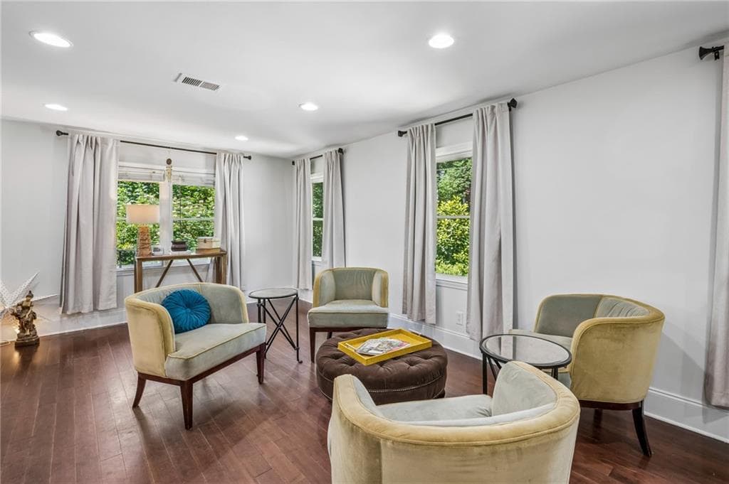 6 bedroom, 4 bathroom, 2,855 sq ft single family residence for sale at 3131 Dale Drive, Atlanta, GA 30305 — photo 7