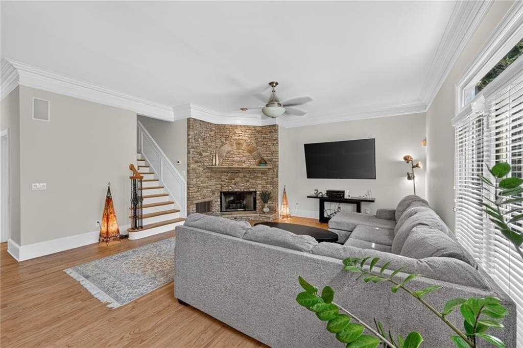 6 bedroom, 5 bathroom, 4,428 sq ft single family residence for sale at 1159 Thornwell Drive, Brookhaven, GA 30319 — photo 7