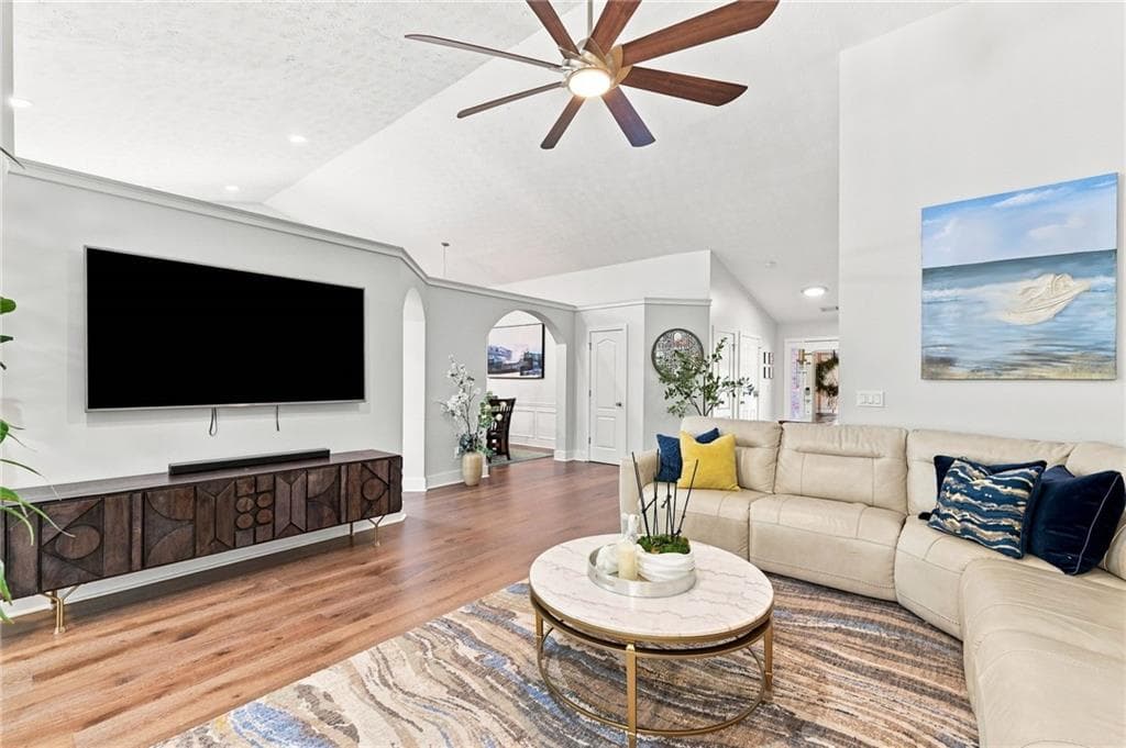 4 bedroom, 2 bathroom, 2,539 sq ft single family residence for sale at 2003 Jameson Circle, Lawrenceville, GA 30043 — photo 8