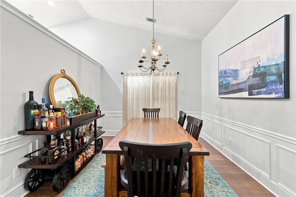 4 bedroom, 2 bathroom, 2,539 sq ft single family residence for sale at 2003 Jameson Circle, Lawrenceville, GA 30043 — photo 10