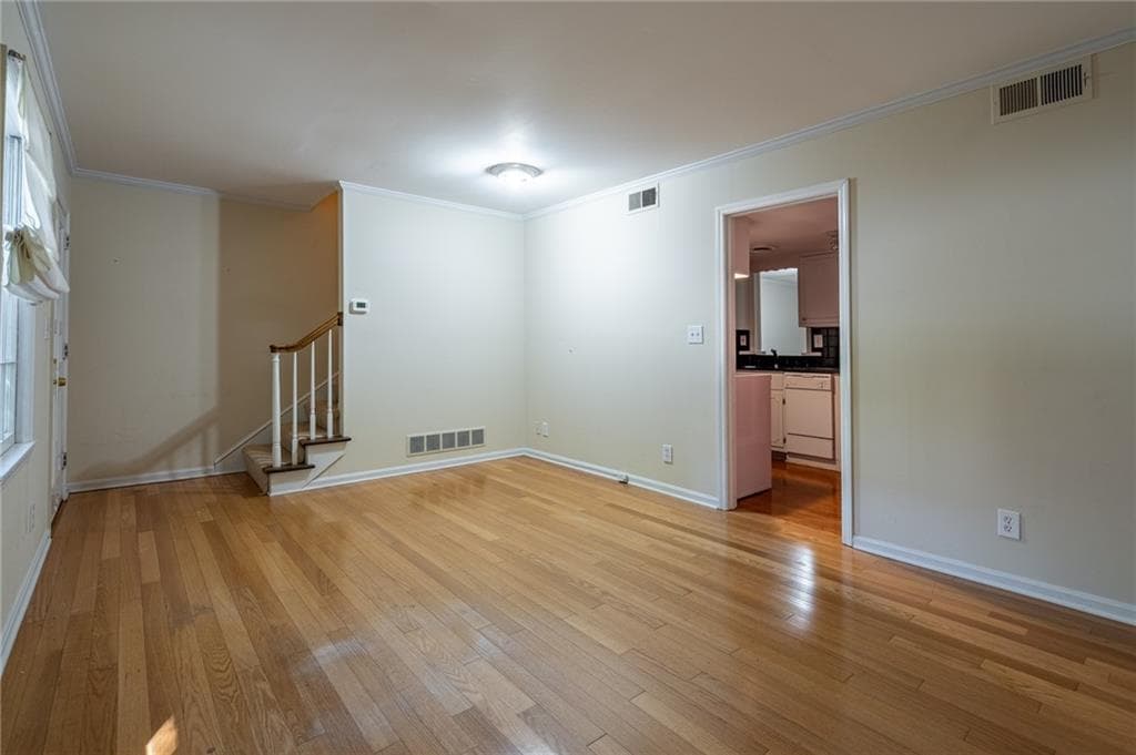 2 bedroom, 2 bathroom, 1,344 sq ft townhouse for sale at 241 Montgomery Street, Decatur, GA 30030 — photo 6