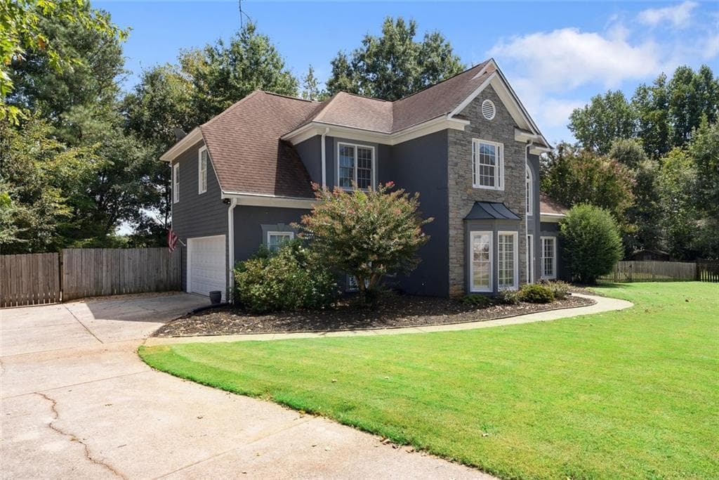 4 bedroom, 3 bathroom, 2,662 sq ft single family residence for sale at 6280 Clear Spring Lane, Flowery Branch, GA 30542 — photo 7