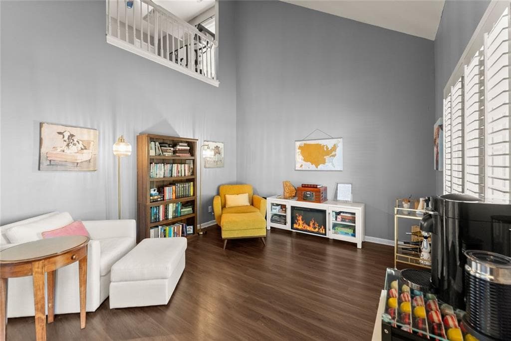 4 bedroom, 3 bathroom, 2,662 sq ft single family residence for sale at 6280 Clear Spring Lane, Flowery Branch, GA 30542 — photo 8