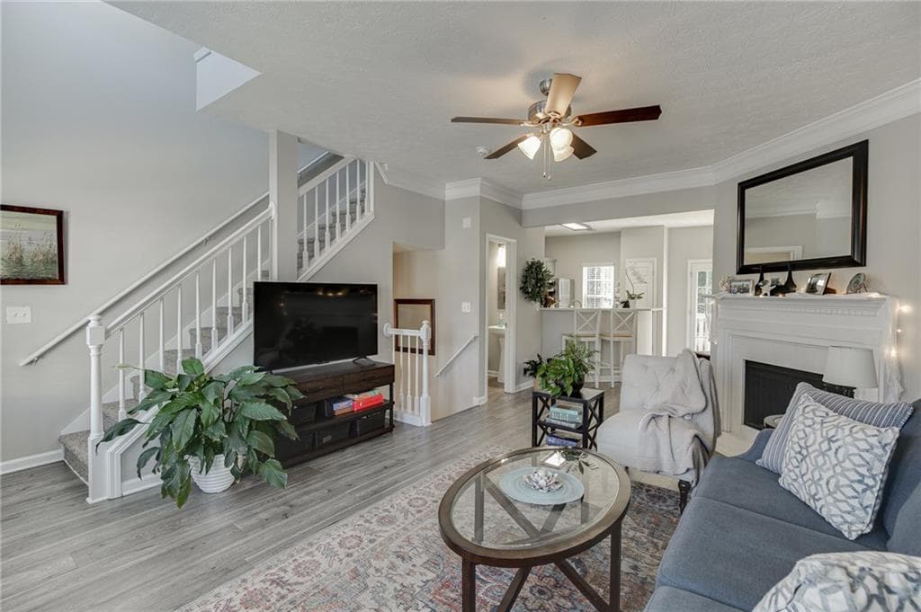 2 bedroom, 3 bathroom, 1,736 sq ft townhouse for sale at 4928 Oak Meadow Lane, Oakwood, GA 30566 — photo 5