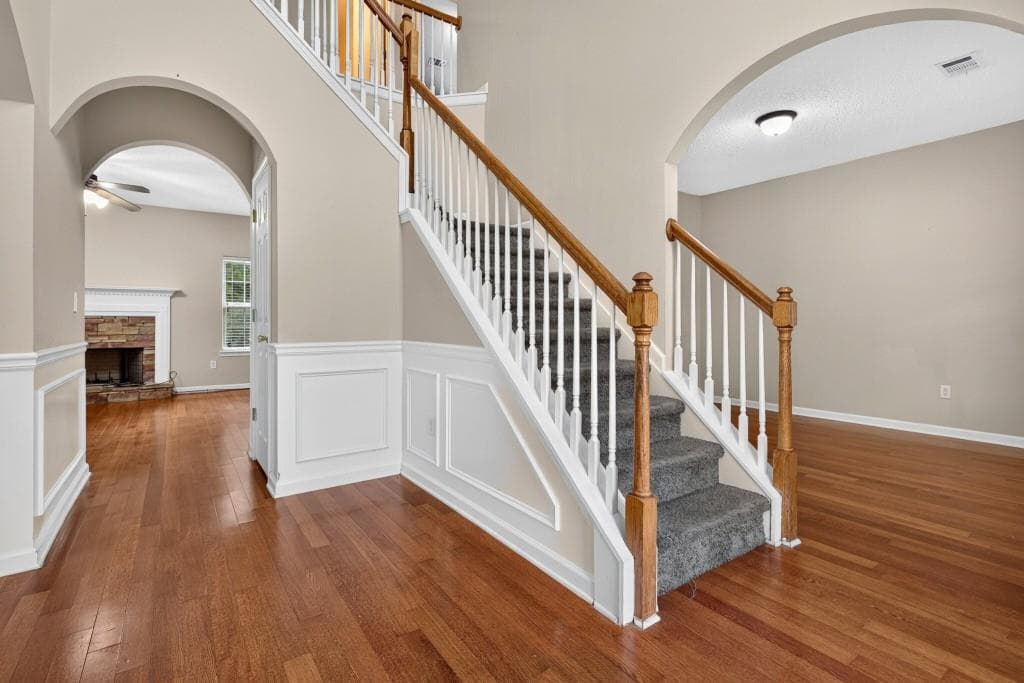 4 bedroom, 3 bathroom, 2,552 sq ft single family residence for sale at 719 Winesap Court, Hampton, GA 30228 — photo 4